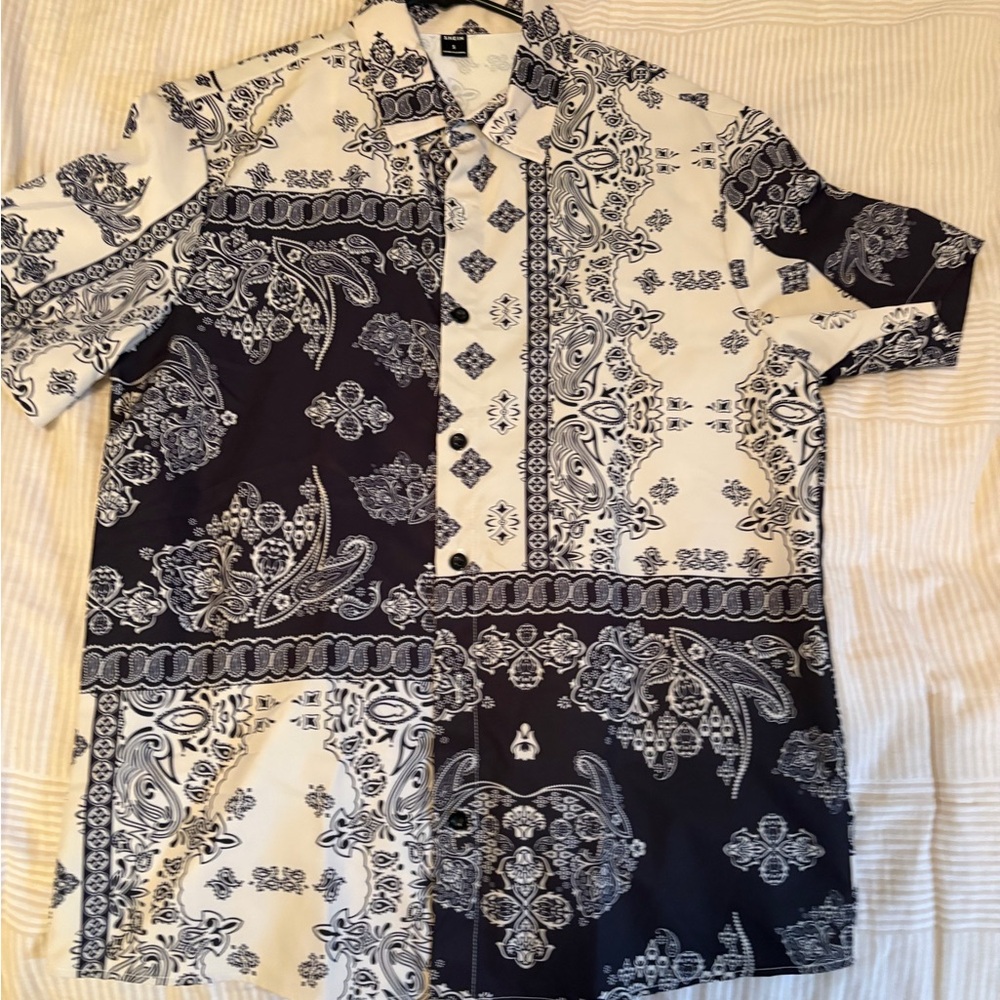 SHEIN Black and White Patterned Button Down Shirt